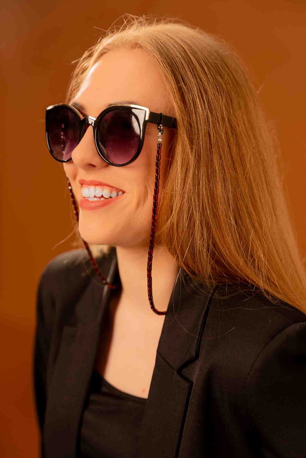 Dark Cherry Baltic Amber Glasses Chain