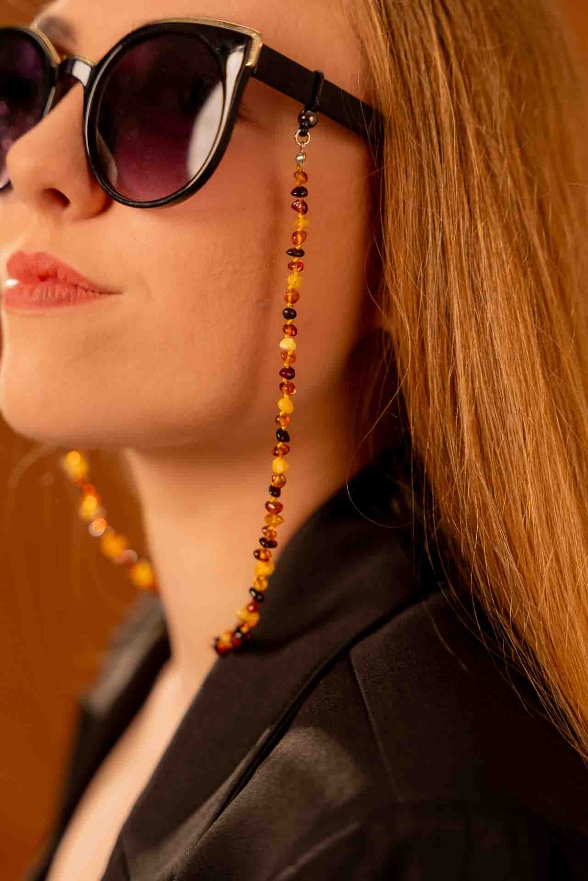 Multicoloured Baltic Amber Glasses Chain
