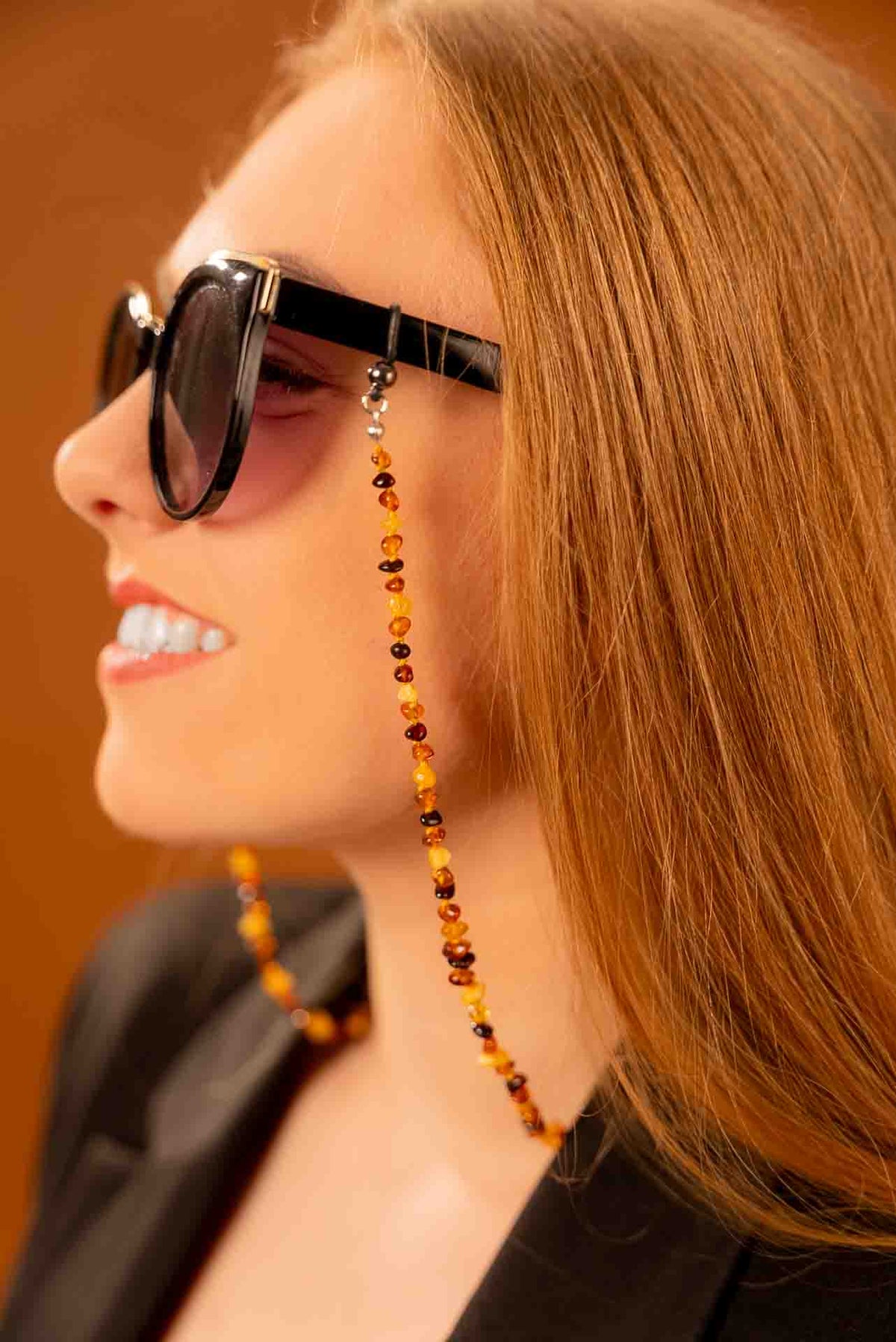 Multicoloured Baltic Amber Glasses Chain