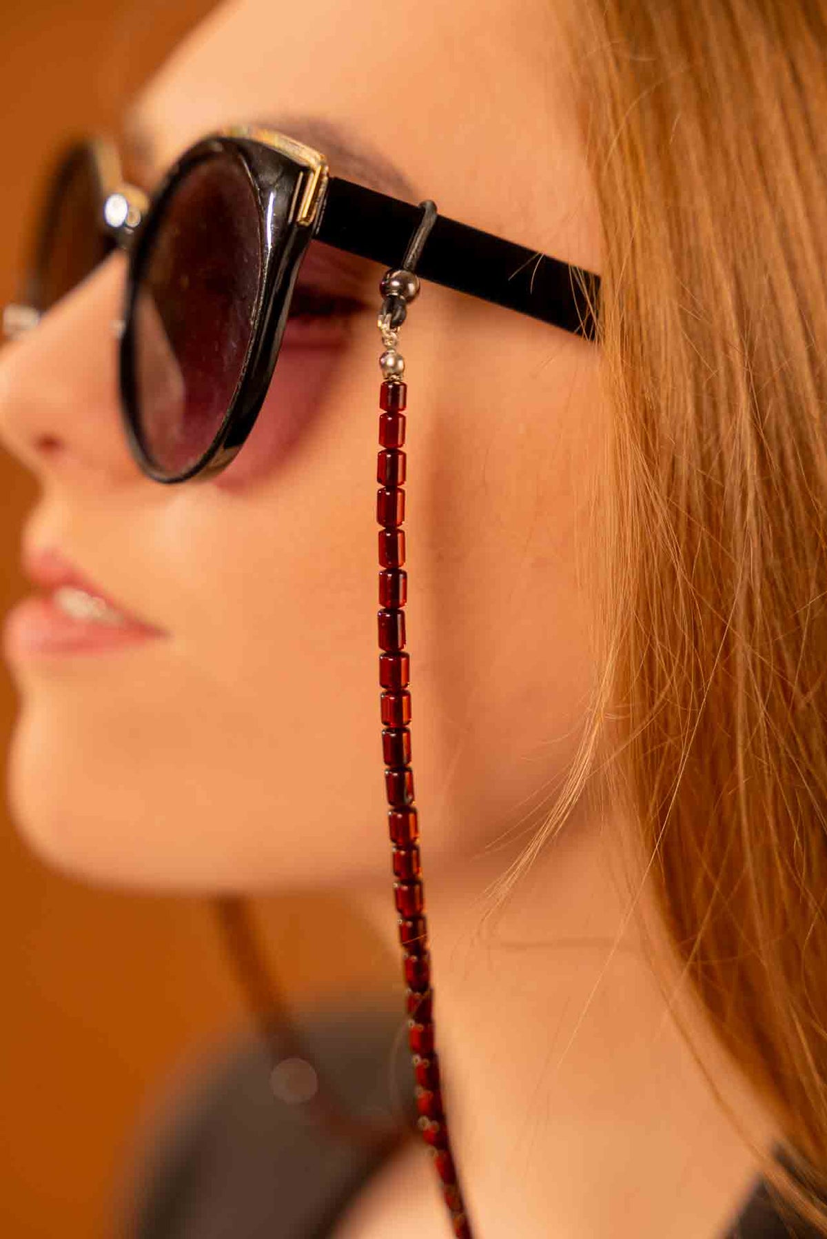 Dark Cherry Baltic Amber Glasses Chain